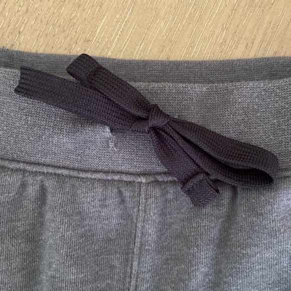 Boys Under Armour Cotton Shorts Size youth small - Picture 4 of 4